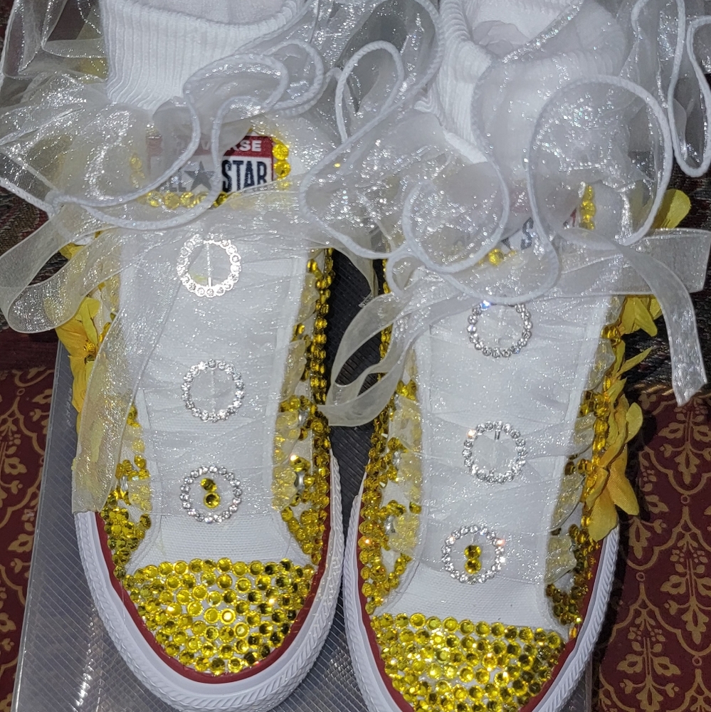 Converse Kids White and Yellow Embellished Shoes